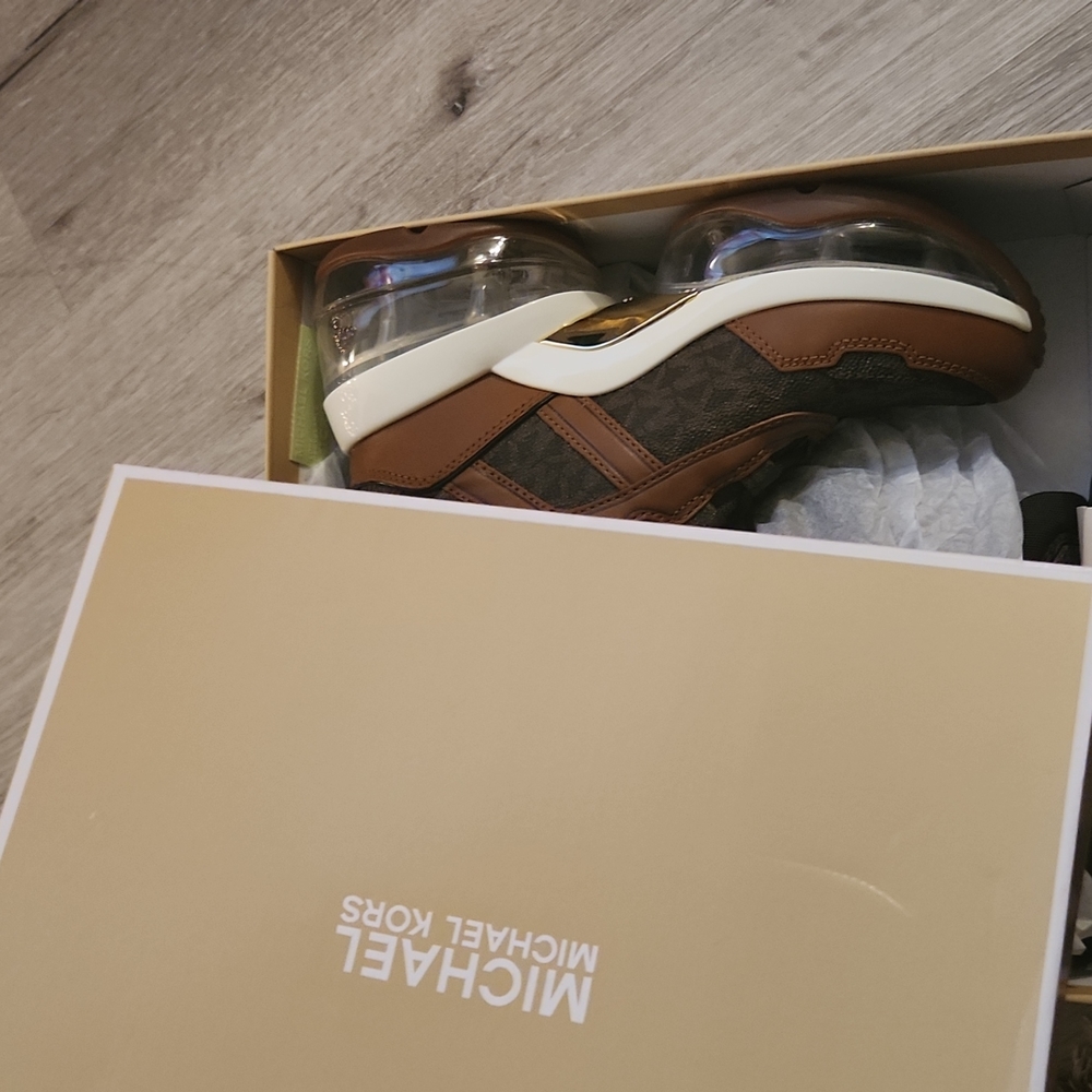 Michael kors shoes BRAND NEW